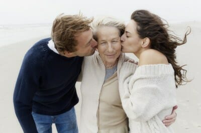 A Sibling’s Guide To Caring For Aging Parents